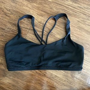 Lululemon free to be sports bra black 6